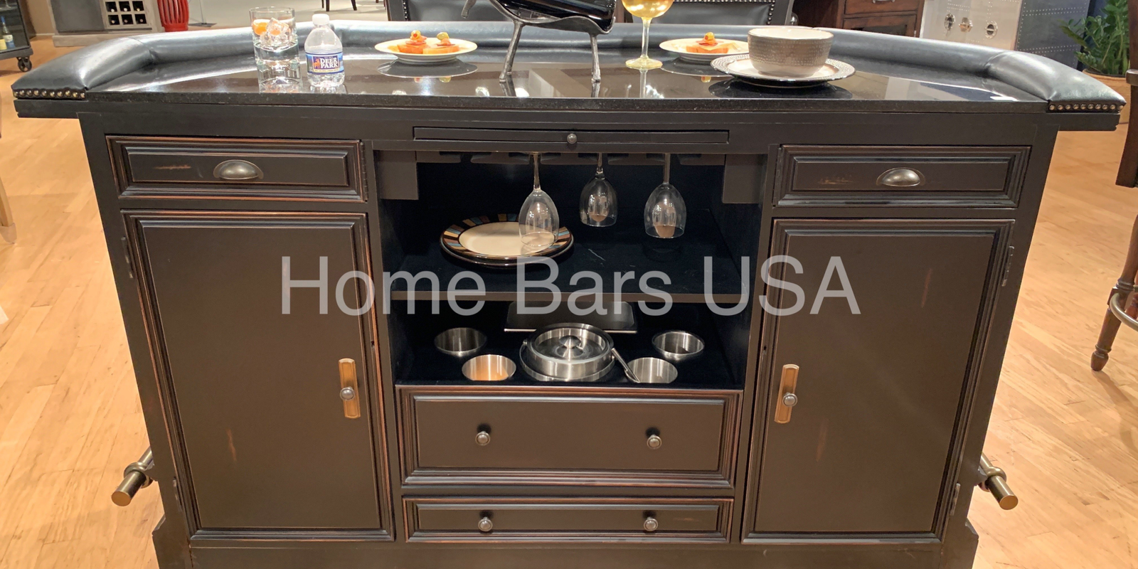Black Bar Cabinet Home Bars USA 1600x ?v=1701950802