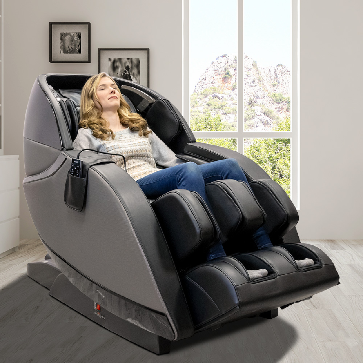 Kyota Kansha 4D Massage Chair M878 in Black