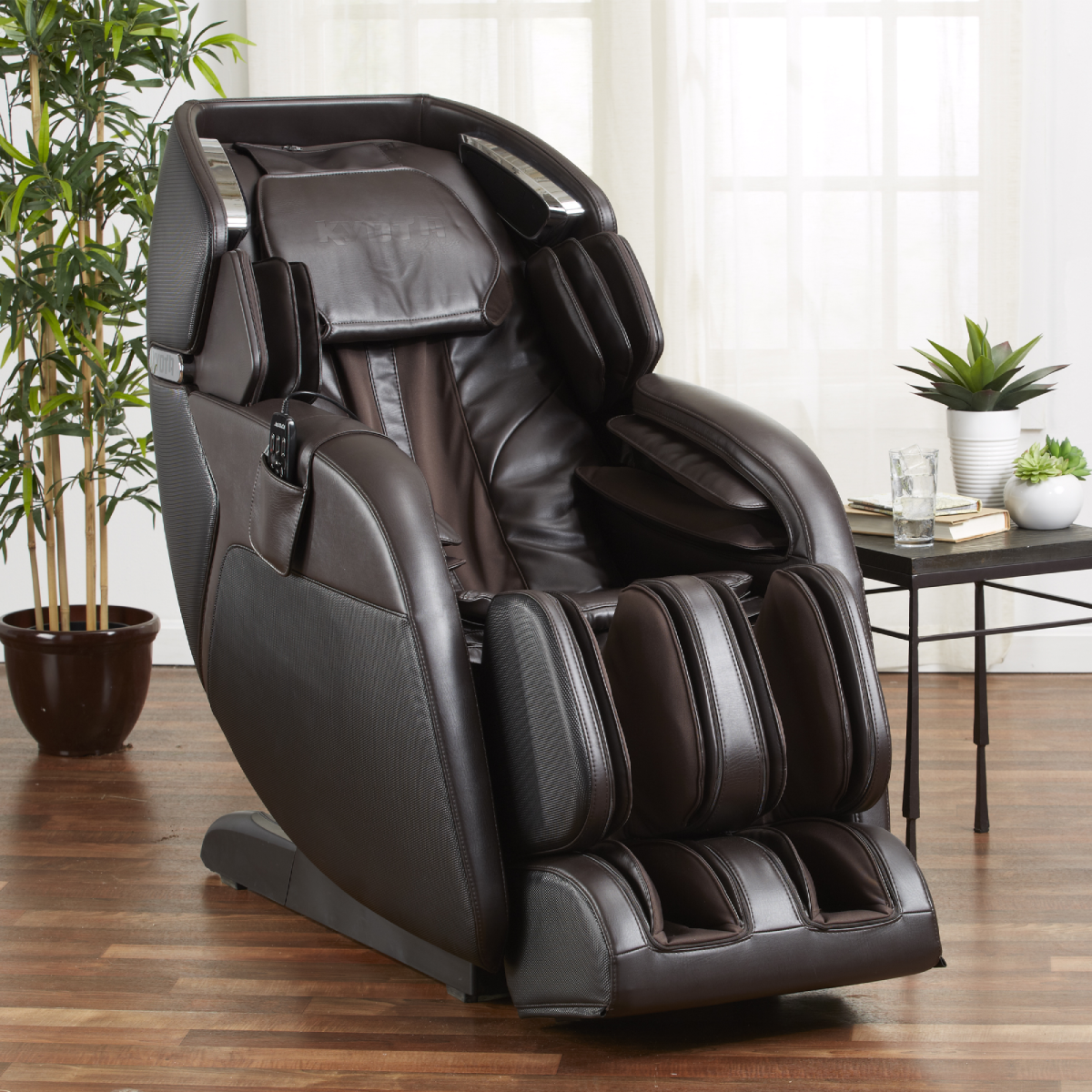 Kyota Kenko 3D/4D Massage Chair M673 in Brown | Home Bars USA